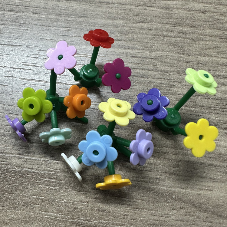 500-1000pcs Small Flower 3742  - Kids Toys Blocks incelemesi ve fiyatı
